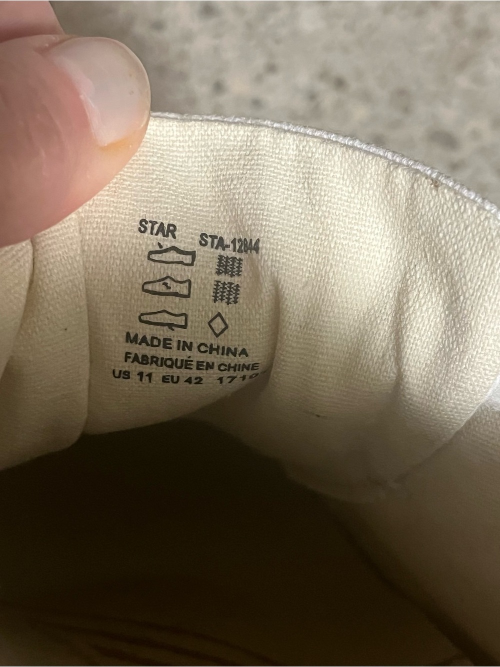 Taos Star Classic Women's Cream-White Lace-Up Sneakers size 11 EUC - Picture 10 of 10